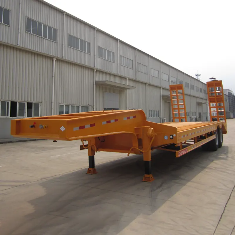 30-40 Tons 2 Axles Lowbed Semi Trailer na may Rear Ramp